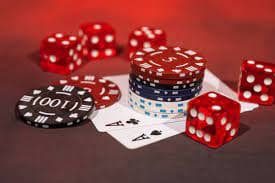 Platform agenpaito menampilkan berbagai kategori permainan slot dan live dealer